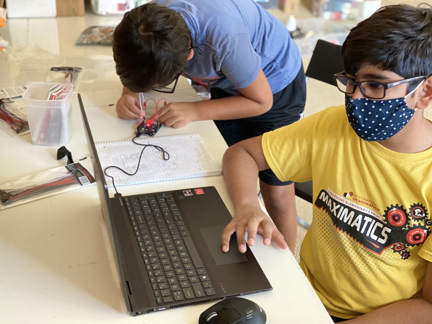 Vivaan of Trailblazers DI: the taxi-to-limousine transformation and technical builds, "The Next Level" Technical Challenge (2020-21 Season), photo 6 of 7