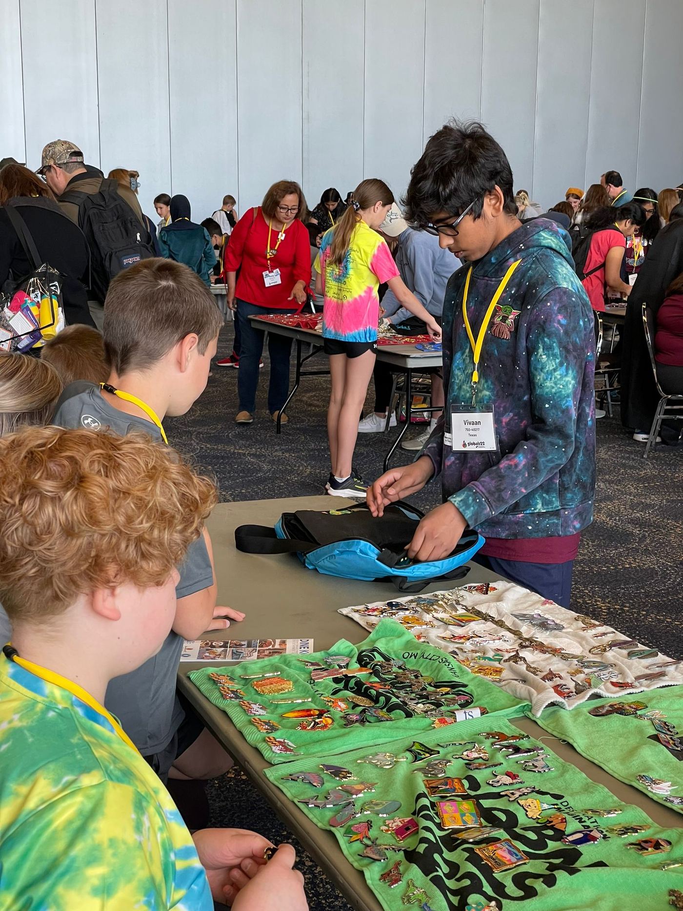 Vivaan of Trailblazers DI: the taxi-to-limousine transformation and technical builds, "Up Close" Technical Challenge (2021-22 Season), photo 1 of 4