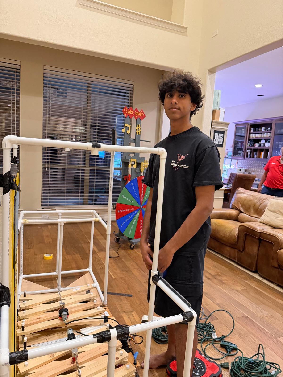 Vivaan of Trailblazers DI: Taxi-to-Limousine Transformation for the "Win It Big!" Technical Challenge (2025-26 Season), build photo 1 of 22